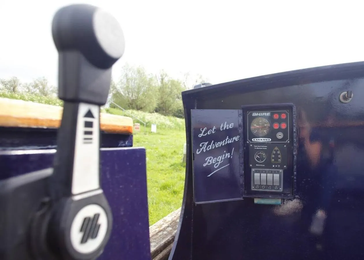 Hotel Cambridge Narrowboats - Beautiful New Moon Narrowboat 0*,